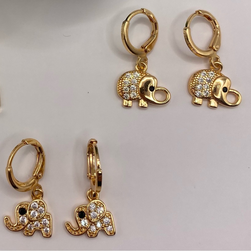 Rhodium plated Hoop Earrings with elephant charm *Set of 2 pairs!*